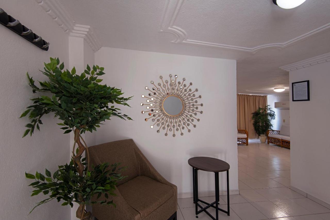 Hotel Fiesta Mexicana Manzanillo Luaran gambar