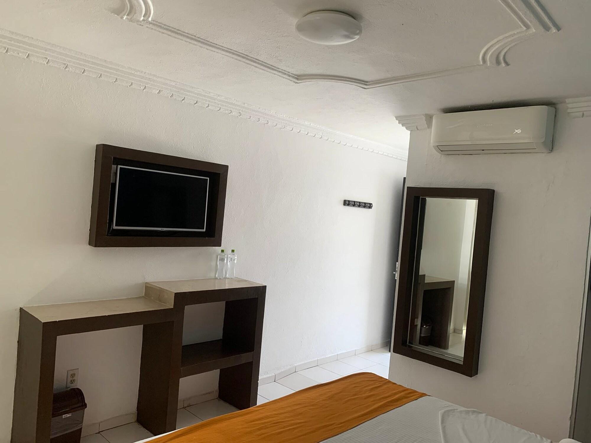 Hotel Fiesta Mexicana Manzanillo Luaran gambar
